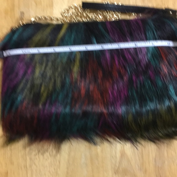 Fashion Faux Fur Handbag - Picture 5 of 6